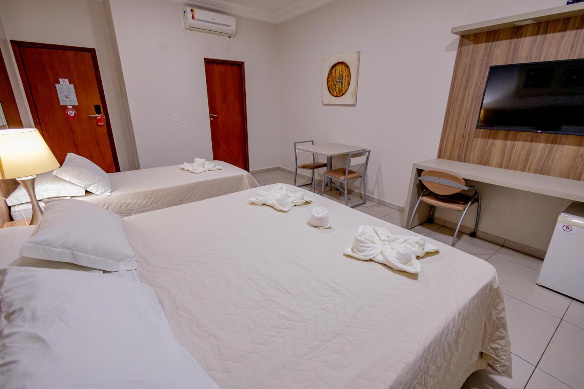 Hotel Villa De Holanda Holambra Kültér fotó