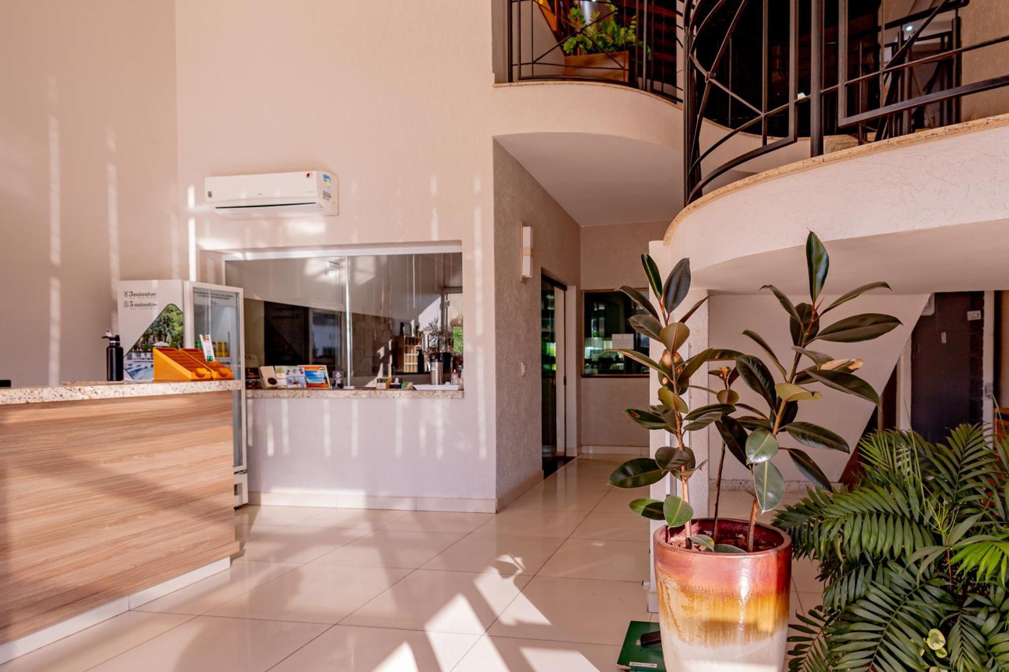 Hotel Villa De Holanda Holambra Kültér fotó